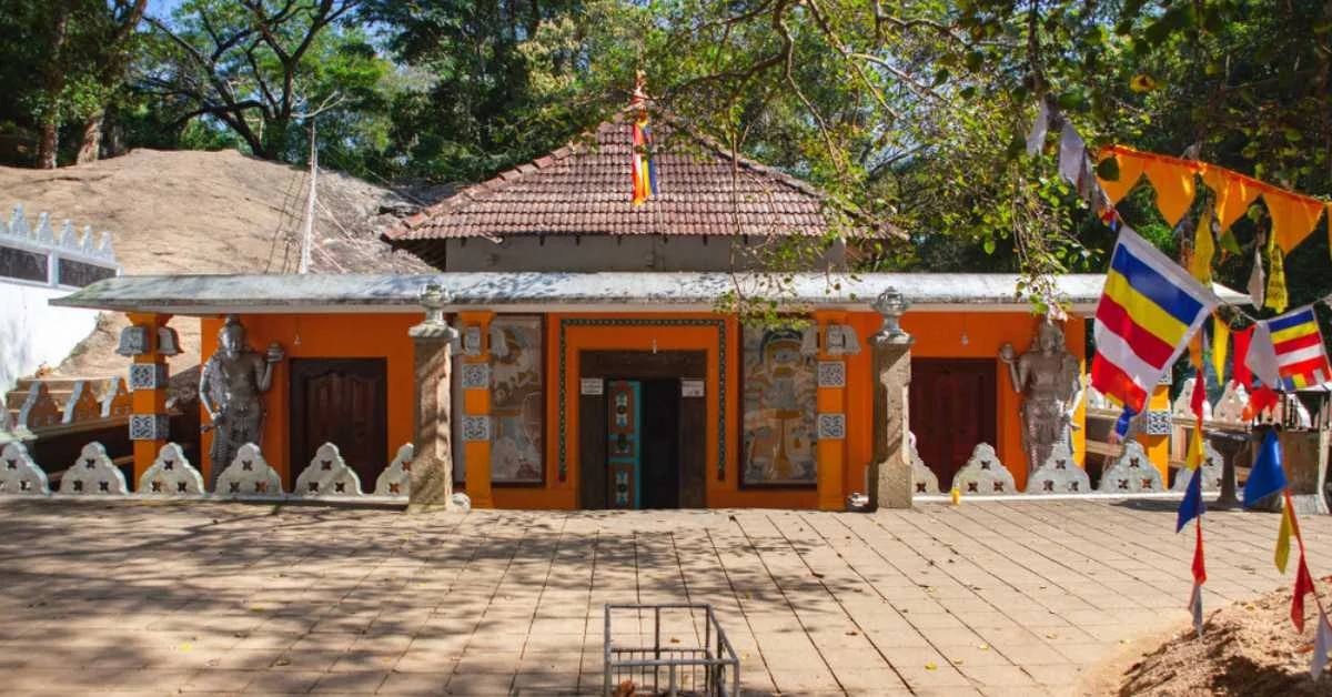 bandarawela Dowa Rock Temple