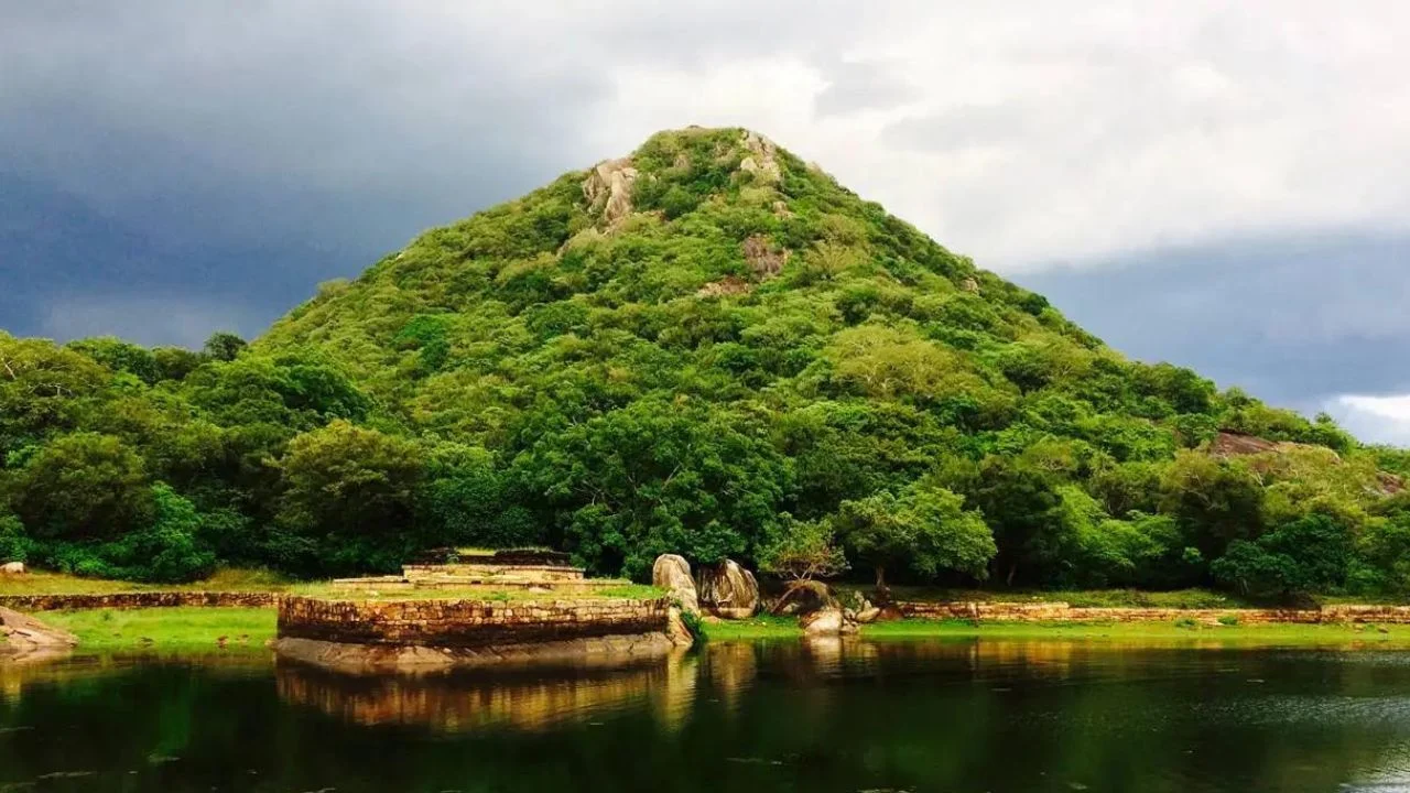 Dambulla Cave Temple