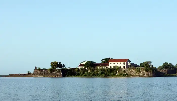 pasikuda Learn About The History Of Batticaloa Dutch Fort